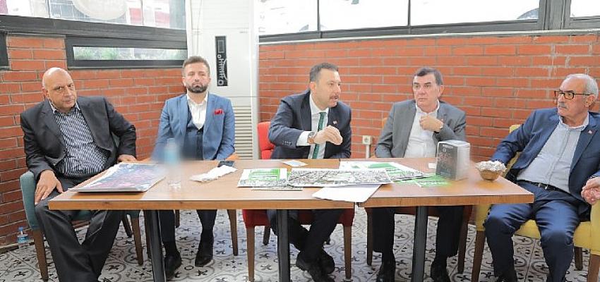 ak-parti-izmir-milletvekili-mahmut-atilla-kaya-bucada-muhtarlarla-bulustu.jpg