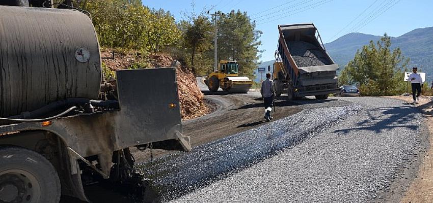 alanya-uzumlu-yolu-asfaltlandi.jpg