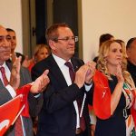ayvalikta-29-ekim-cumhuriyet-bayrami-resepsiyonu.jpg