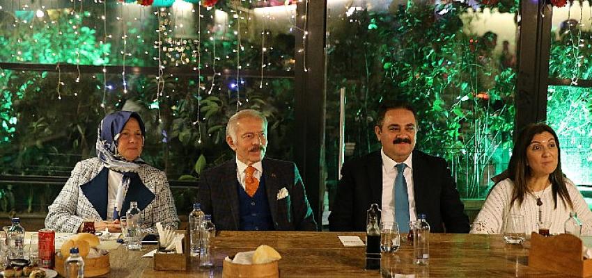 baskan-aydiner-muhtarlar-ile-bulustu.jpg