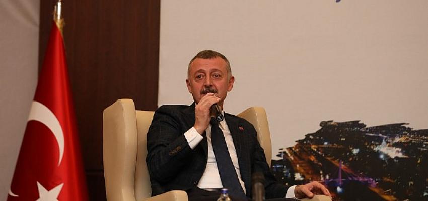 baskan-buyukakin-kent-konseylerinin-calismasi-baskanlara-bagli-olmamalidir.jpg