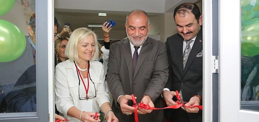 baskan-sandikci-gencler-icin-yeni-projeler-kazandirmaya-devam-edecegiz.jpg