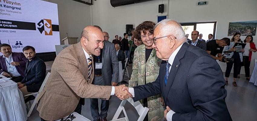 baskan-soyer-izmir-turkiye-icin-bu-tarihsel-sorumlulugu-yerine-getirecek.jpg