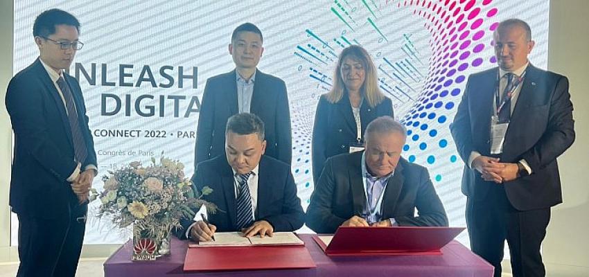 bau-ile-huaweiden-dev-is-birligi.jpg