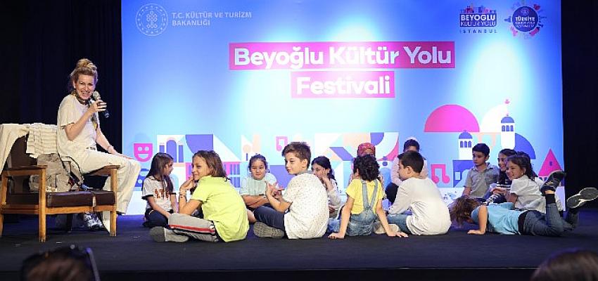 beyoglu-kultur-yolu-festivali-kapsaminda-gerceklestirilen-genclik-ve-cocuk-bulusmalari-basladi.jpg