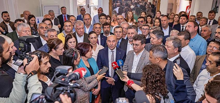 chpli-buyuksehir-meclis-grubundan-baskan-soyere-destek.jpg