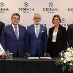 dedeman-bayragi-adanada-dalgalanacak.jpg