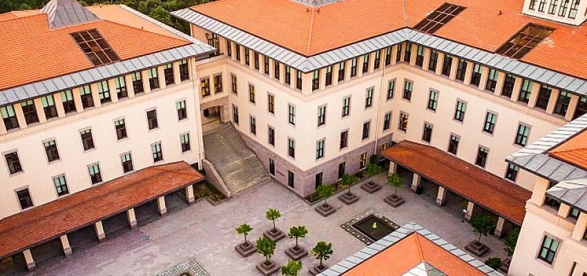 financial-timesin-en-iyiler-listesinde-koc-universitesi-isletme-enstitusunden-rekor-yukselis.jpg