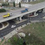 golcuk-yuzbasilar-koprulu-kavsagi-yan-yollarinda-yol-cizgileri-cekildi.jpg