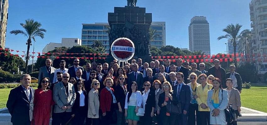 izmir-iyi-parti-il-baskanliginin-5-kurulus-yildonumu-etkinligi.jpg