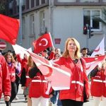 kizilay-gonulluleri-cumhuriyet-bayramini-coskuyla-kutluyor.jpg