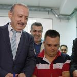 monster-notebook-atalar-mesleki-ve-teknik-anadolu-lisesinin-ozel-egitim-sinifini-yeniledi.jpg
