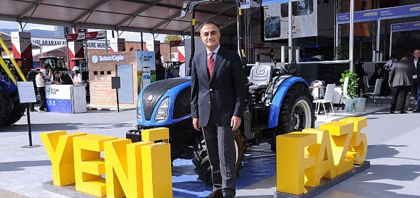 new-holland-bursa-tarim-ve-hayvancilik-fuarinda-yeni-modellerini-sergiliyor.jpg