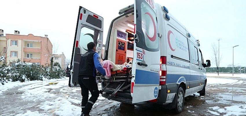 sagliga-guvenli-ulasim-mavi-ambulanslar.jpg