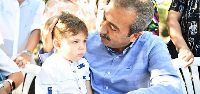 soner-cetinin-cocuk-sevgisi.jpg
