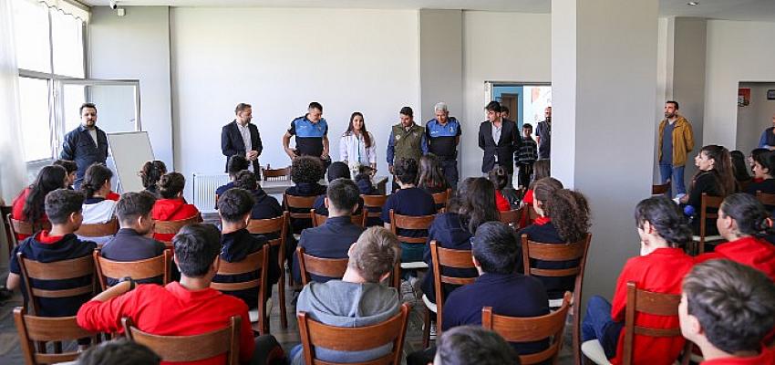 van-buyuksehirden-4-ekim-dunya-hayvanlari-koruma-gunu-etkinligi.jpg