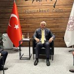 baskan-topaloglu-bakan-ersoy-ile-londra-fuarinda-bir-araya-geldi.jpg