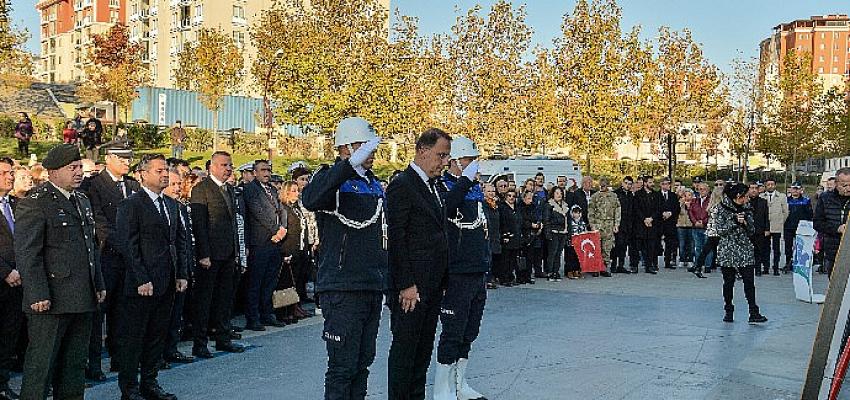 beylikduzu-atasini-saygi-ve-ozlemle-andi.jpg