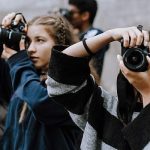 canon-genc-yeteneklere-fotografcilik-konusunda-ilham-ve-egitim-vererek-gelisimlerini-destekledigi-genclik-programina-young-people-programme-turkiyede-tocev-is-birligi-ile-basliyor.jpg