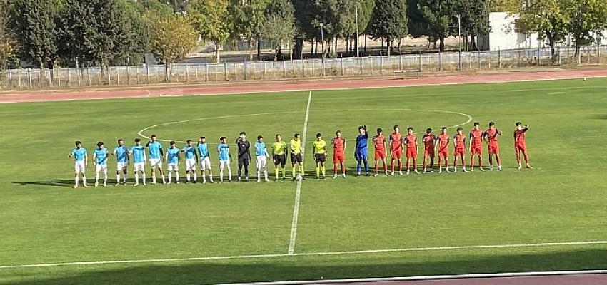 eu-spor-kulubu-futbol-takimindan-8-gollu-galibiyet.jpg