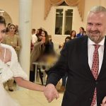 genc-kizin-gelinlik-hayali-gercek-oldu.jpg