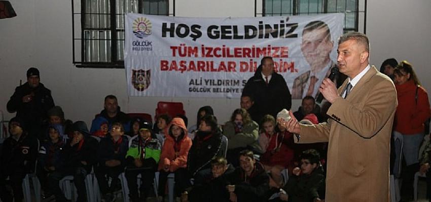 golcuk-belediye-baskani-ali-yildirim-sezer-aksigin-kampinda-izciler-ve-aileleriyle-bir-araya-geldi.jpg