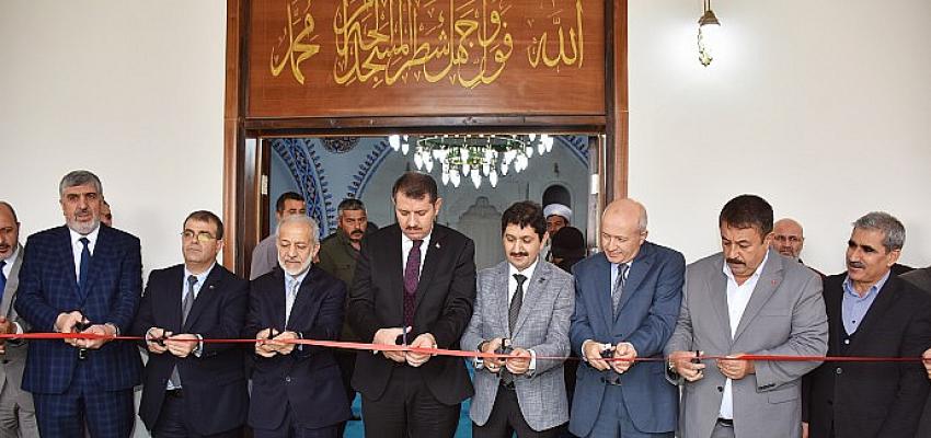 imam-gazzali-camii-osmanbey-yerleskesinde-ibadete-acildi.jpg