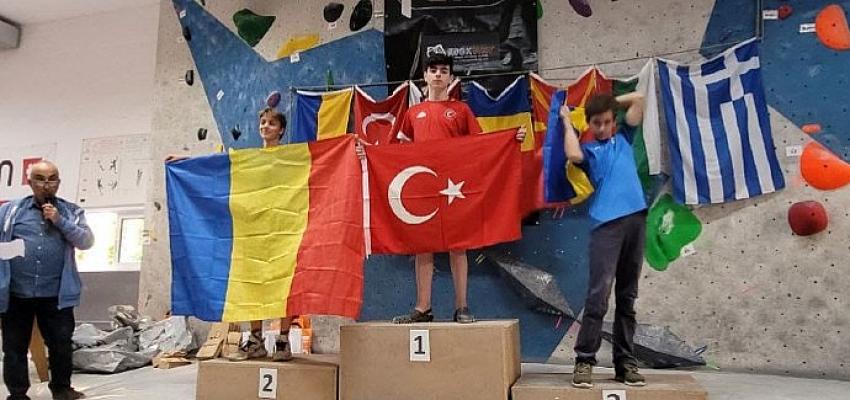 inegollu-sporcu-2-haftada-2-balkan-sampiyonlugu-kazandi.jpg