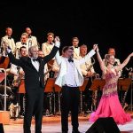 is-sanatta-frank-sinatra-sarkilari-yankilandi.jpg