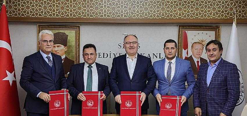 iscilerimizin-yemek-ucretine-net-1350-tl-zam-yapiyoruz.jpg
