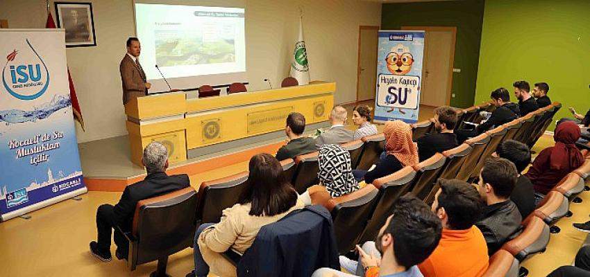 isu-teknolojik-uygulamalarini-kou-ogrencileri-ile-paylasiyor.jpg