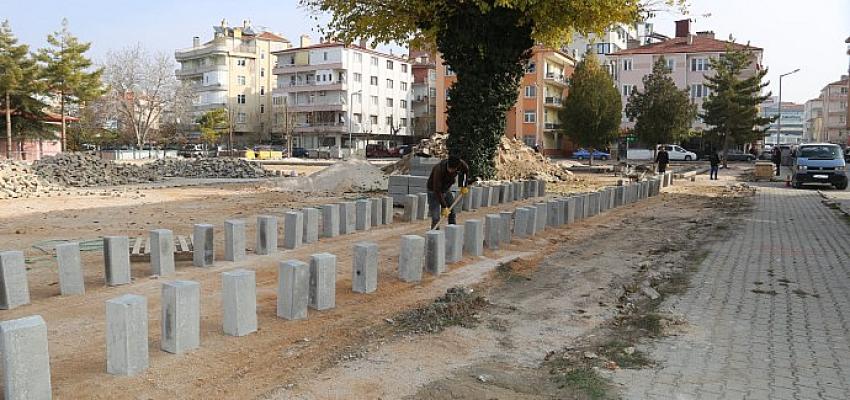 karaman-belediyesi-sehrin-muhtelif-bolgelerinde-gerceklestirdigi-saha-calismalarini-araliksiz-surduruyor.jpg
