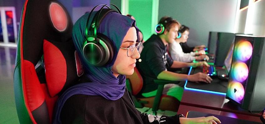 keciorende-4-lise-e-spor-lig-surecine-girmeye-hak-kazandi.jpg