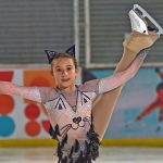 minik-buz-pateni-sporcusu-doga-annesinin-yolunda.jpg