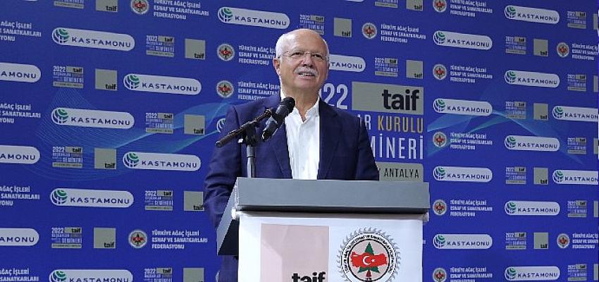 mobilya-ve-agac-sektorunun-gelecegi-tartisildi.jpg