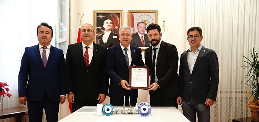 rektor-prof-dr-budakin-da-dahil-oldugu-ab-projesiyle-tohumculuk-sektorune-istihdam-saglanacak.jpg