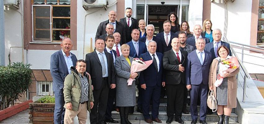 saray-belediye-baskani-ozgen-erkis-gagavuzya-belediyeler-birligini-agirladi.jpg