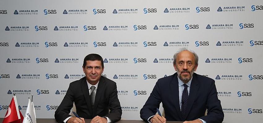 sas-ve-ankara-bilim-universitesinden-13-ozel-sertifika-programi.jpg