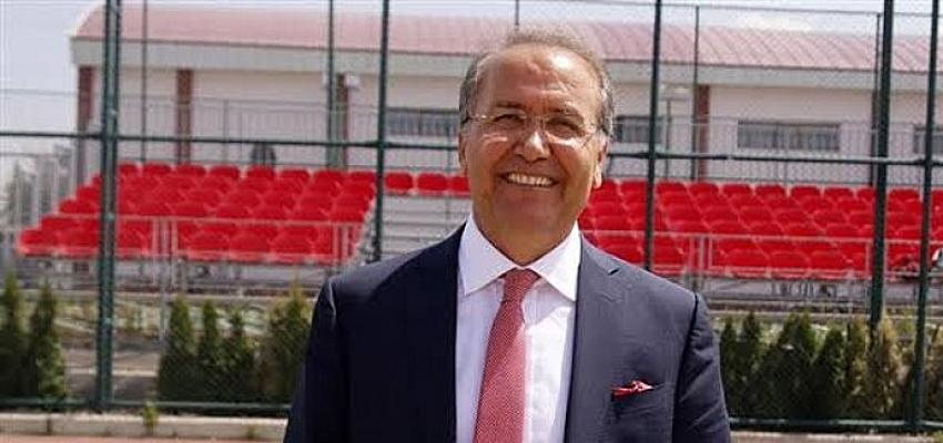 tenis-federasyonu-baskani-cengiz-durmus-d-smartda.jpg