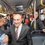 tunc-soyer-izmire-cag-atlatan-bir-proje.jpg