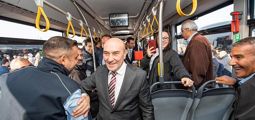 tunc-soyer-izmire-cag-atlatan-bir-proje.jpg