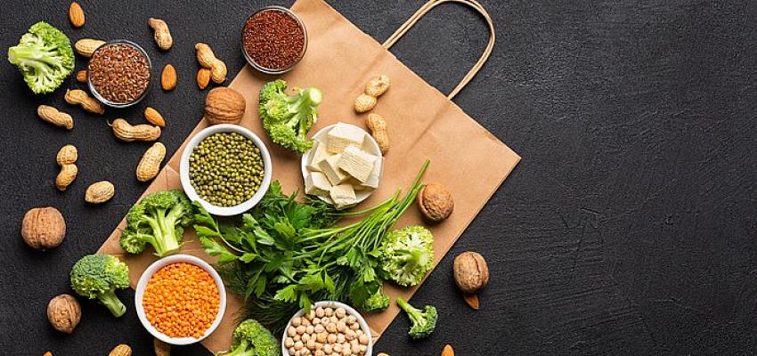 vegan-beslenenler-protein-ihtiyacini-yesil-mercimek-ve-nohuttan-karsilayabilir.jpg
