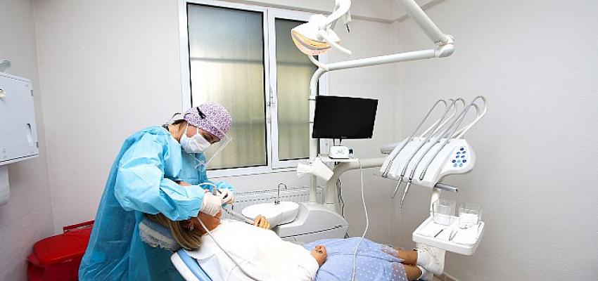 3-yilda-43-bin-500-dis-tedavisi.jpg