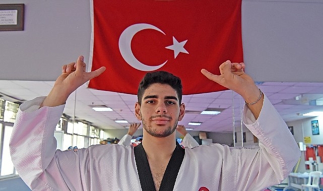 balkanlarin-izmirli-efesi.jpg