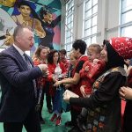 baskan-buyukakin-kadinlarin-voleybol-heyecanina-ortak-oldu.jpg