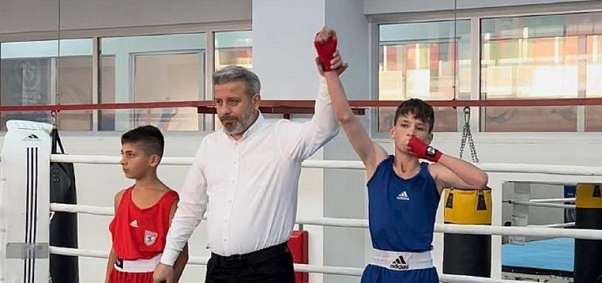 canikli-sporculardan-tarihi-basari.jpg