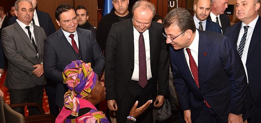 dunya-temsilcileri-engelliler-icin-avcilarda-bulustu.jpg
