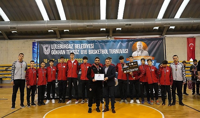 gokhan-teksoz-basketbol-turnuvasi-sona-erdi.jpg