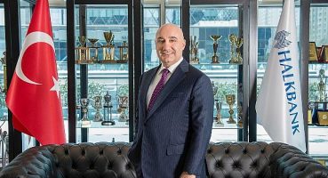 Halkbank’ın kredi kartı Paraf, 10. yaşını yeniliklerle kutluyor