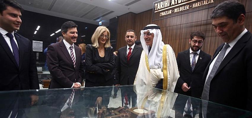 islam-kalkinma-bankasi-baskani-ile-turkiye-kalkinma-ve-yatirim-bankasi-ceosundan-bedasa-ziyaret.jpg